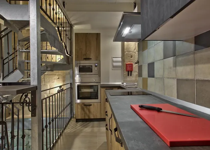 Chateau La Vallette - Barrakka 3*